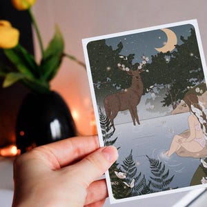 Carte postale Cerf paysage nuit - Collaboration avec l'illustratrice Aurélia Mahé
