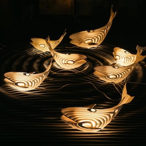 Drewniana lampa wieloryb laserowo wycinane plik Decor Glowforge Laser Cnc Cut SVG DXF PDF EPS pliki CDR naklejka ścienna grawerowanie naklejka sylwetka