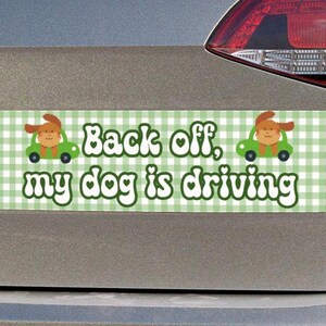 Terug, mijn hond rijdt automagneet ~ autobumpersticker ~ schattige auto ~ retro autobumpersticker ~ cadeau voor haar ~ kerstcadeau