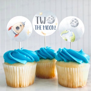Two the moon birthday decorations, Space cupcake toppers printable, Outer space 2nd birthday decor, Astronaut theme, Moon party decor - 39B