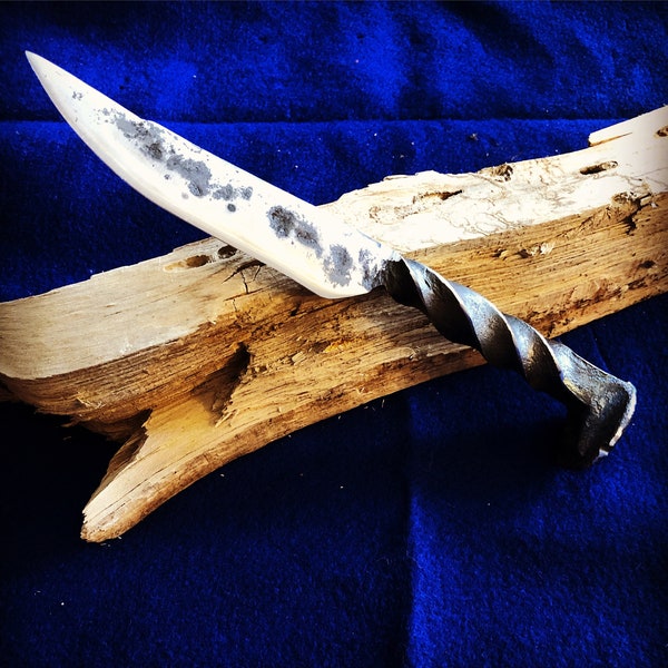 Cuchillo de punta de ferrocarril forjado a mano