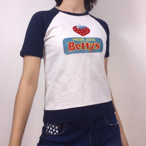 00s japanese brand strawberry graphic sweater top