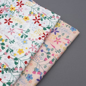 Floral Print Cotton Poplin Fabric: Dressmaking Material (1/2 Yard)