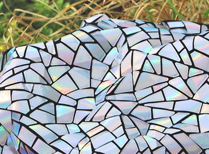 Spegelfärgat silverpaljetttyg: 2-vägs stretchigt broderi med glitter, geometrisk metallic bild 1