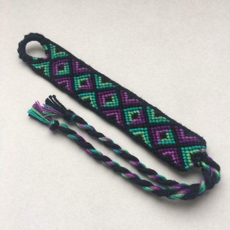 Purple and green diamond shaped unisex friendship bracelet