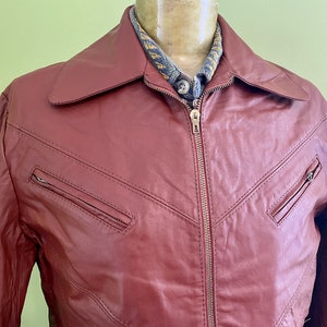 Blouson en cuir marron vintage des années 1970 rétro fabriqué au Brésil, taille XL - OOAK