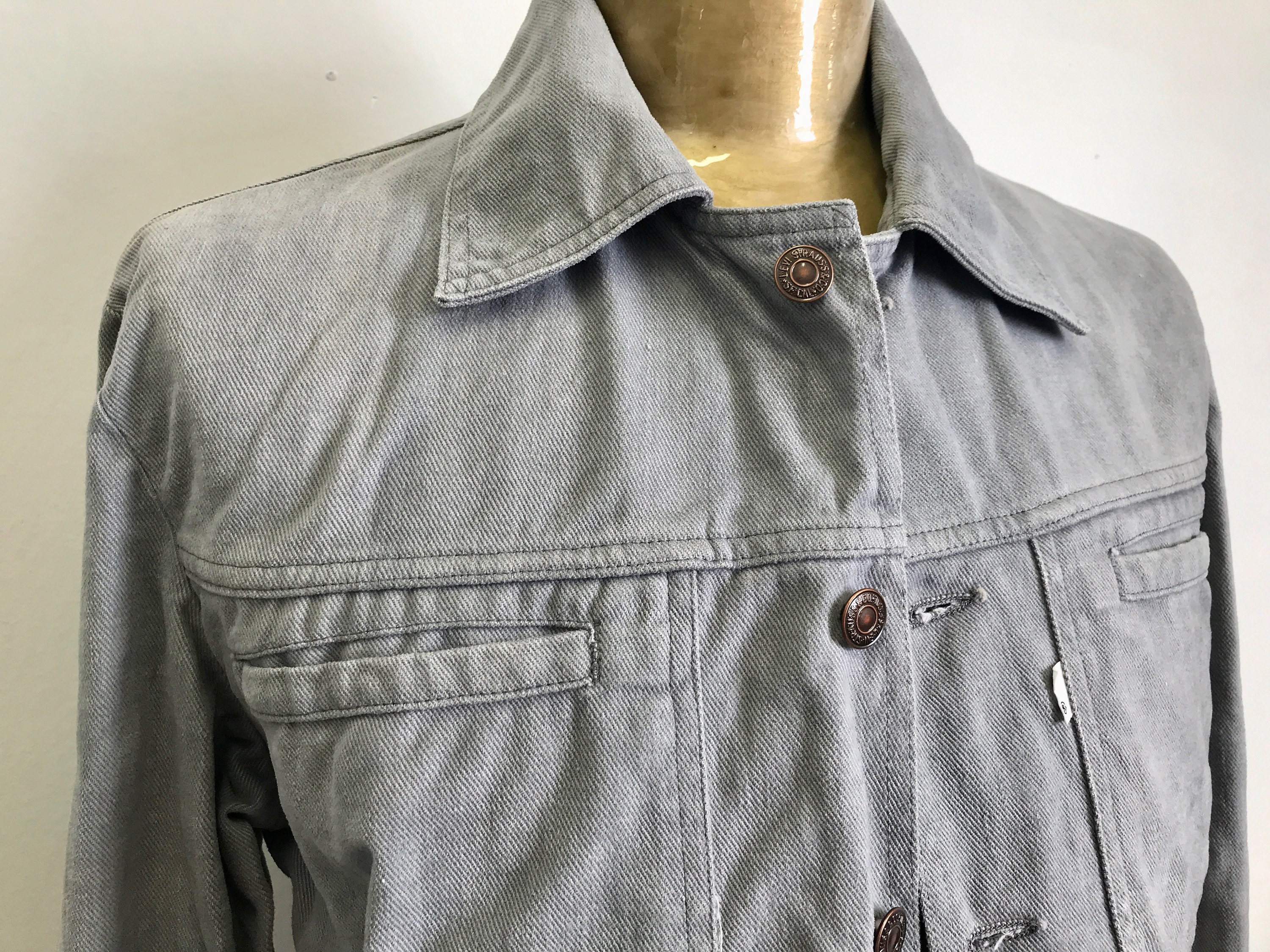 levi's grey denim jacket