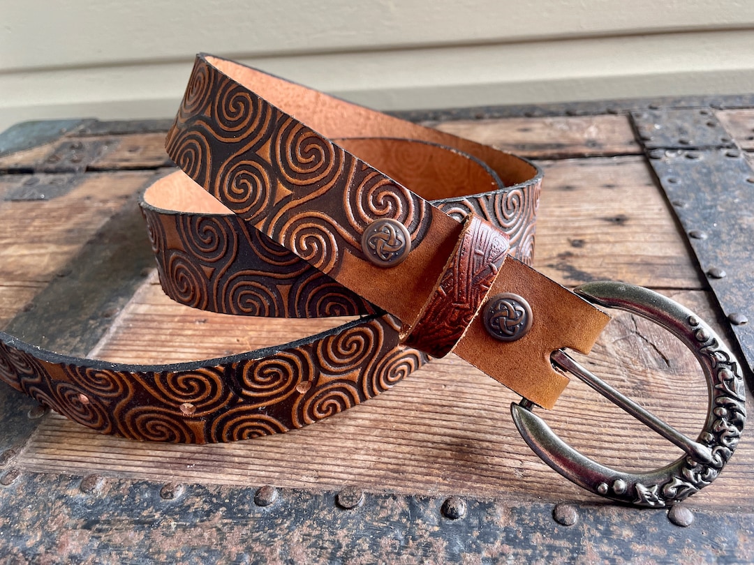 Vintage Leather belt with apple-shapped  details|  Quirky 90s brown belt with gold-colored studs