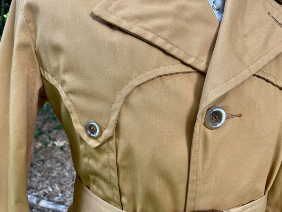Small 1970s Camel Wool Crepe Jacket