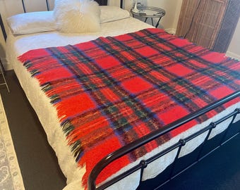 Couverture en laine tartan rouge vintage, tweed des Highlands