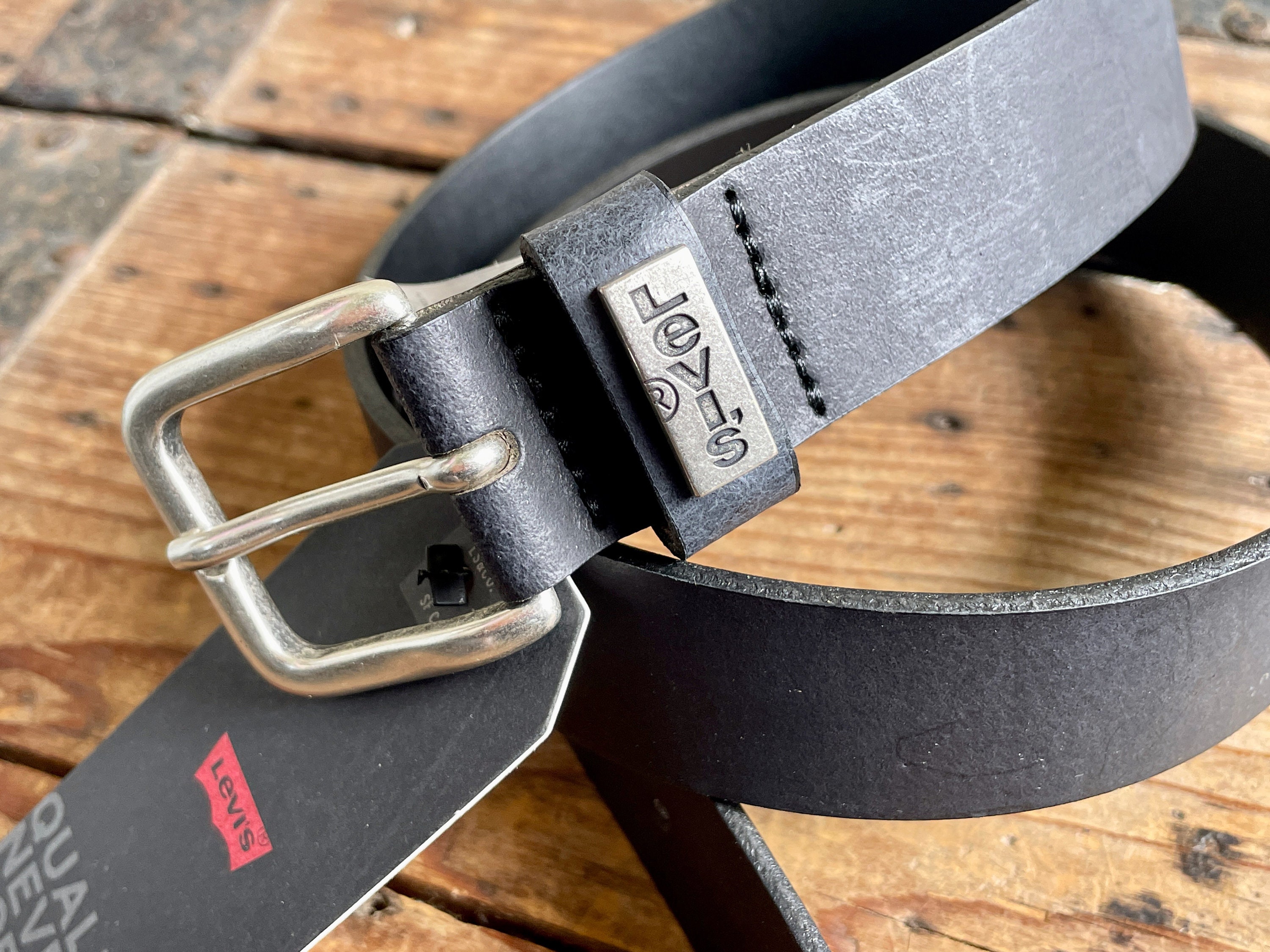 1990's Vintage Levis Black Leather Belt Chunky Silver Buckle Unused With Tags Sz S OOAK - Etsy 1990's Vintage Levis Black Leather Belt Chunky Silver Buckle Unused With Tags Sz S OOAK - Etsy