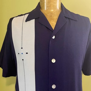 1970s Vintage Blue Embroidered Guayabera S/S Shirt Sz S - OOAK