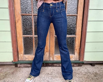 Damskie jeansy Free People Flared w kolorze granatowym, rozmiar 26 - OOAK