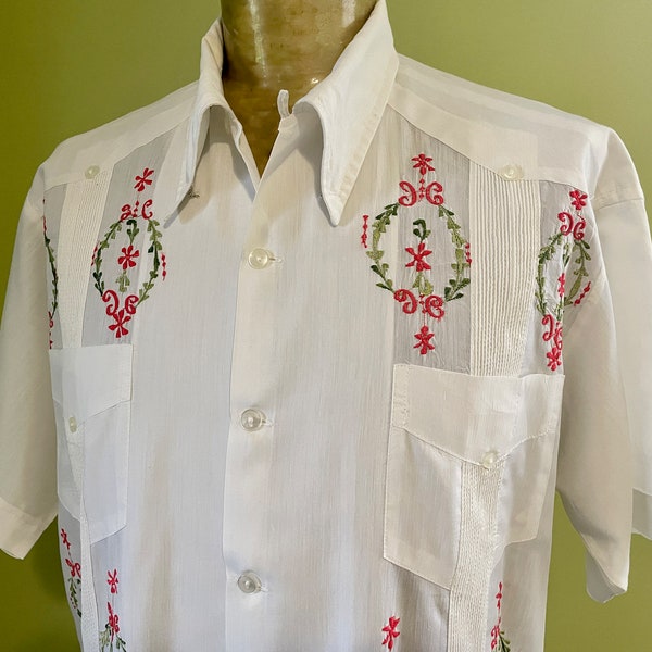 1970s Vintage White Embroidered Floral Guayabera S/S Shirt Pockets Sz 3XL - OOAK