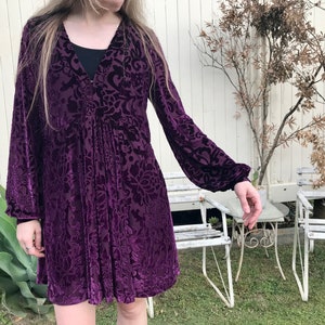 Free People Women&#39;s L/S Velvet Burnout Tunic Dress in Purple Dress Sz S - OOAK