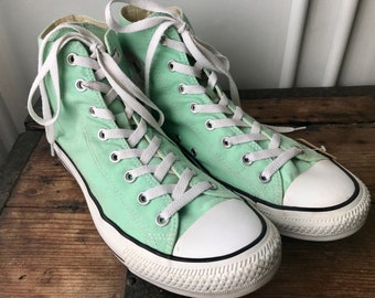 converse mint green