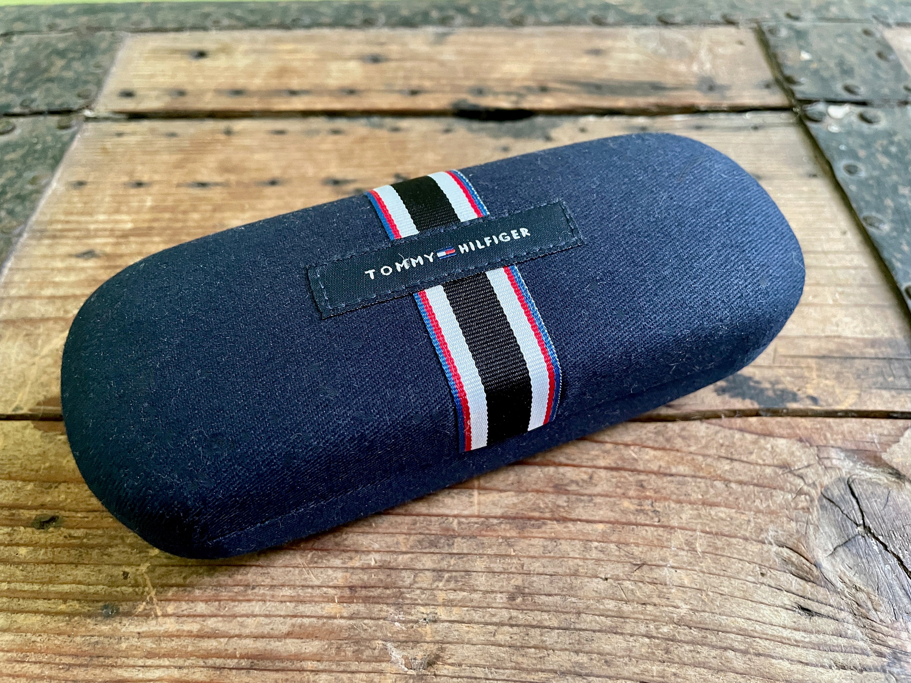 Governable Hobart Ligegyldighed Tommy Hilfiger Sunglass Reading Glass Case OOAK - Etsy