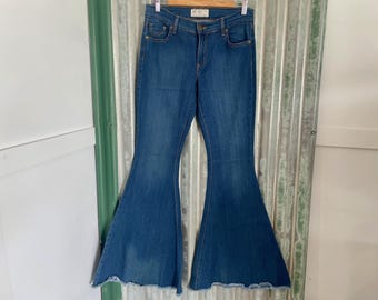 Vintage Free People Bellbottom Jeans – Frayed Hem, Made in USA, Sz 30
