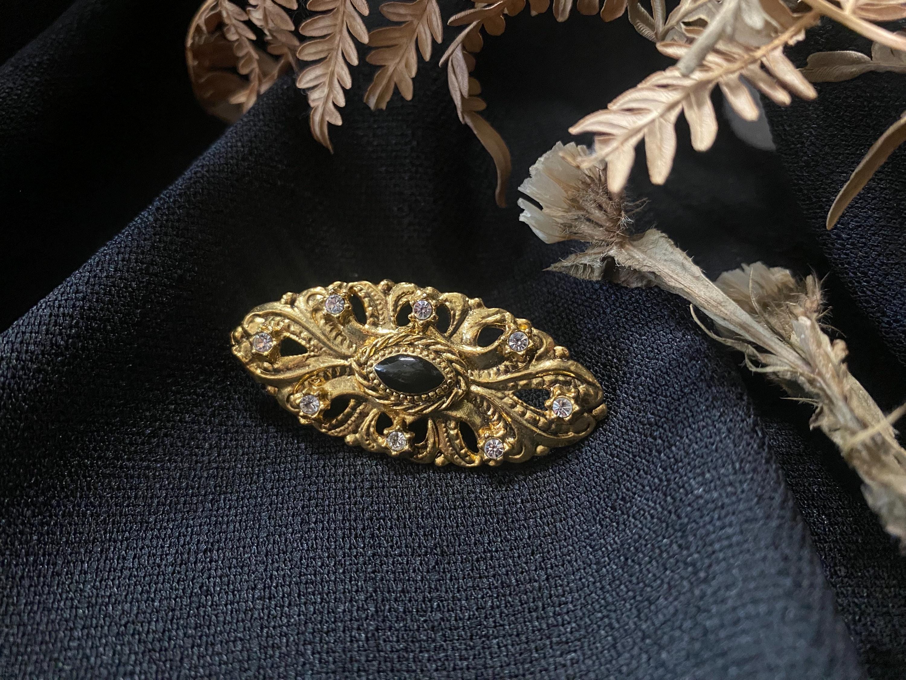 1970's Vintage Gold-toned Ornate Brooch Gift Boxed - OOAK