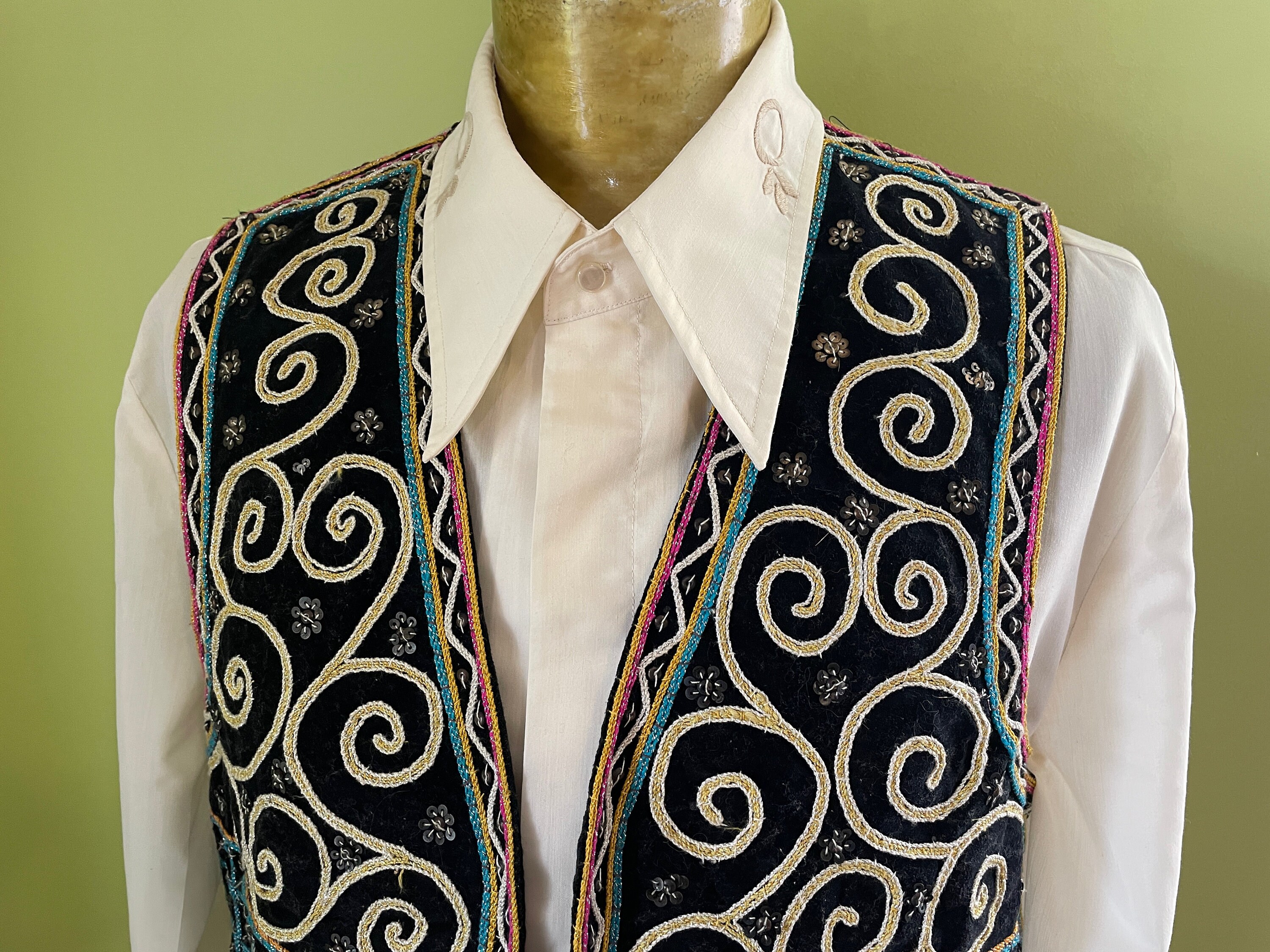 1980's Vintage Handmade Indian Vest Embroidered Sequinned Sz XL -OOAK ...