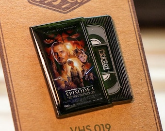 Star Wars Episode I The Phantom Menace VHS-speld – Retro filmbroche – Emaille mini-VHS-cassette – Spelden uit de VHS-collectie serie 019