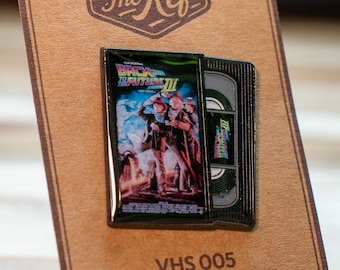 Back to the Future Part III 3 VHS-speld – Retro filmspeld uit de jaren 90 – Emaille mini-VHS-cassette – VHS-collectie serie 005 speld