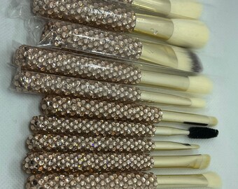 Rose gold travel brush set