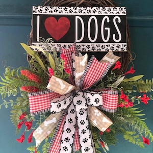 Dog wreath, grapevine wreath, Dog lover, animal lover, everyday wreath, pet wreath, paw print ribbon, animal wreath, front door wreath
