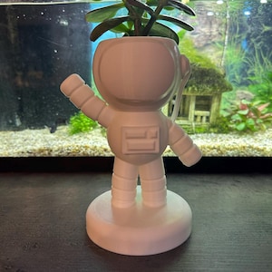 Macetero suculento con forma de astronauta "Wee Jimmy Spaceman" - Envíos desde Alemania