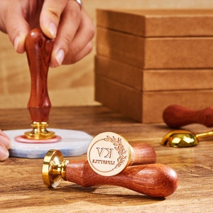 Personalised Wax Seal Stamp Kit for Wedding Invitation, Custom Couple Initial Wax Stamp Kit, Custom Wax Stamp Kit for Gift, Wedding Wax Seal