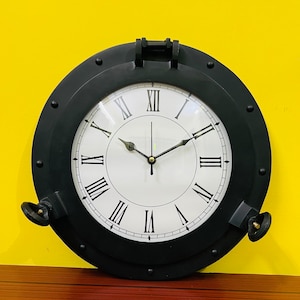 Black Aluminum Porthole Clock: 12&#39;&#39; Nautical Wall Decor