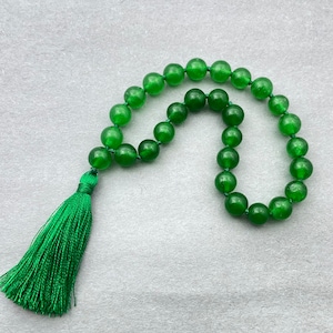 Green Jade Mala Beads, Hand Knotted Pocket Mala, 8mm AAA Quality Jewelry, 27+1 Bead Yoga Gift for Men, Mini Mala Beads