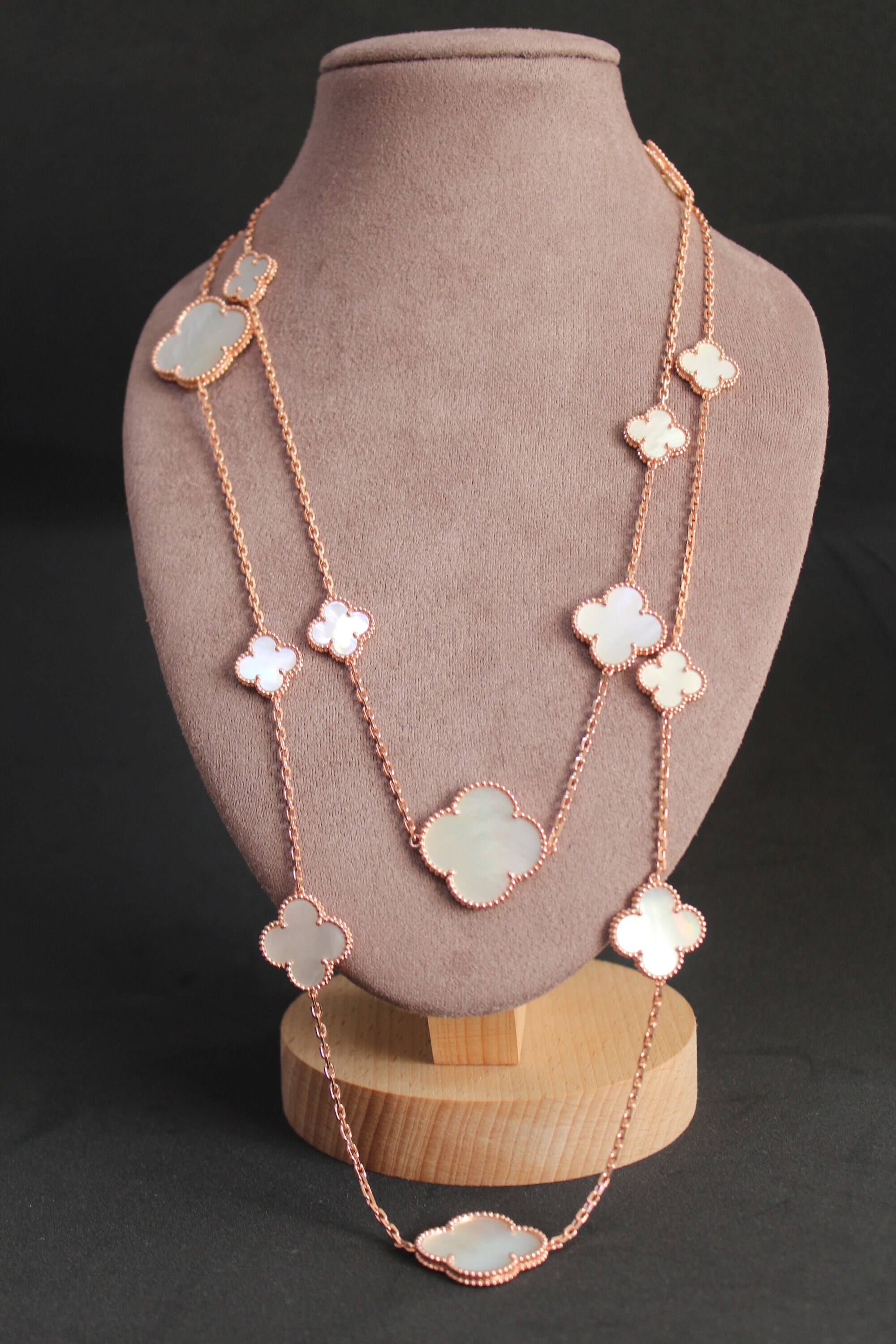 Clover long necklace mother of pearl925