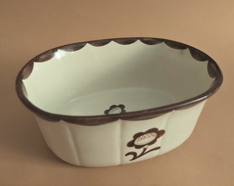 Wilhelm Kåge Gustavsberg Pyro series Oval Serving Deep Dish; Dinnerware; Swedish Vintage Ceramic Bowl; Rare; W8.5''(21.7cm) x H 3.5''(9cm)