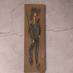 AME Keramik Wandbild Cavalier; Vintage Wandbehang Plaque Design von AME; Wandfliesenrelief 7,7 cm x 26 cm; Keramik Art