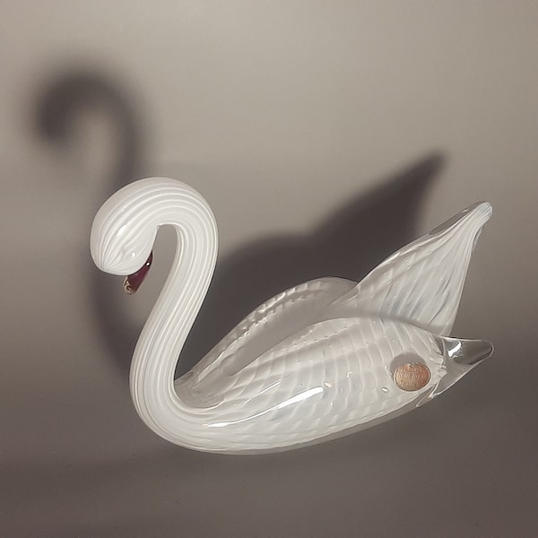 FM Konstglas Ronneby Swan Figurine; Vintage Sweden Sfumato Glass Swan Figurine; Collectible Glass Figurine; Art Glass; Collector's Gift