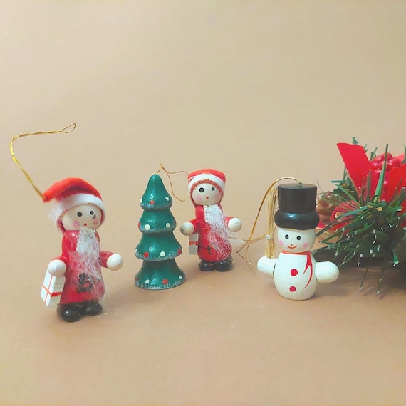 スウェーデンのヴィンテージ木製クリスマスノームの置物、雪だるま