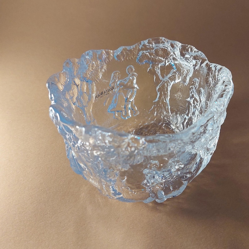 Kosta Boda Rhapsody Art Glass Bowl, Dancing Couple, Design Kjell Engman, Swedish Wedding Decor W4''xH3''(7.7cm x 10cm) image 8