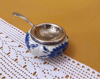 Vintage Delft Blue Floral Tea Strainer With Porcelain Holder