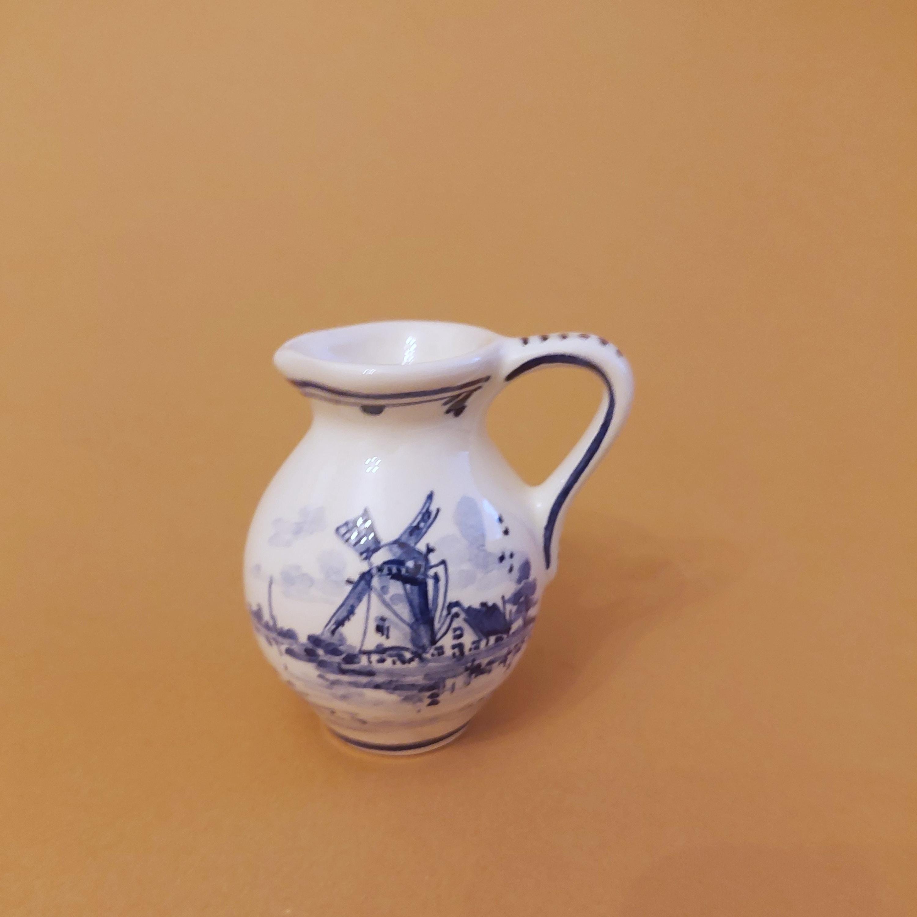 Vintage Delfts Blauw Porcelain Small Creamer; Dutch, White/bluejug
