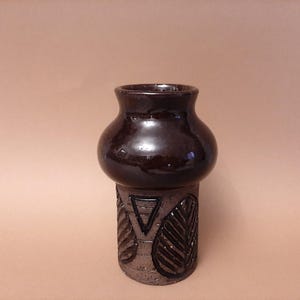 Laholm Keramik Sweden Pottery Vase; Vintage Handmade Brown Ceramic Vase with Glazed Inlays; Pottery Art; H 4.72&#39;&#39;(12cm)x Dia 3.14&#39;&#39;(8cm)