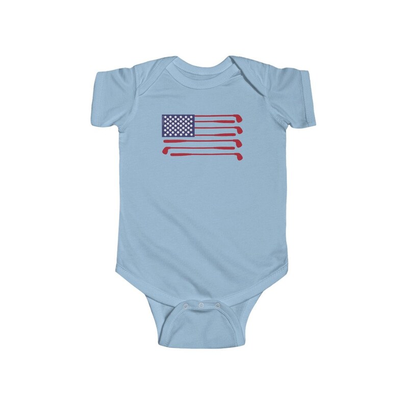 Infant Golf Bodysuit w/ Golf Theme American Flag for Baby, Toddler, Girls, Boys, Patriotic Gift for Golfer Parents, Mom, Dad, Future Golfers Light Blue