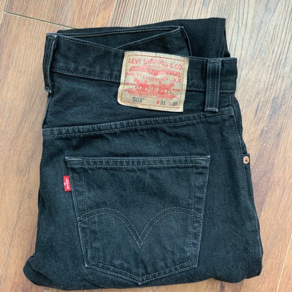 Vintage Levi’s 501 Black Button Fly Mom Jeans Hig