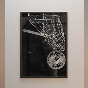 Funky Disco Ball Poster, trendige Wandkunst, schwarzweiße Basketball-Poster, Wohnheimzimmerdekor, Barwagen-Wandkunst, adrettes Plakat-Druck DIGITAL