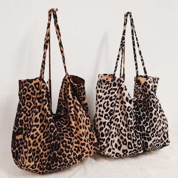 Leopard print shoulder canvas bag/large capacity canvas bag/leopard print bag/tote bag/shoulder bag/gift for her