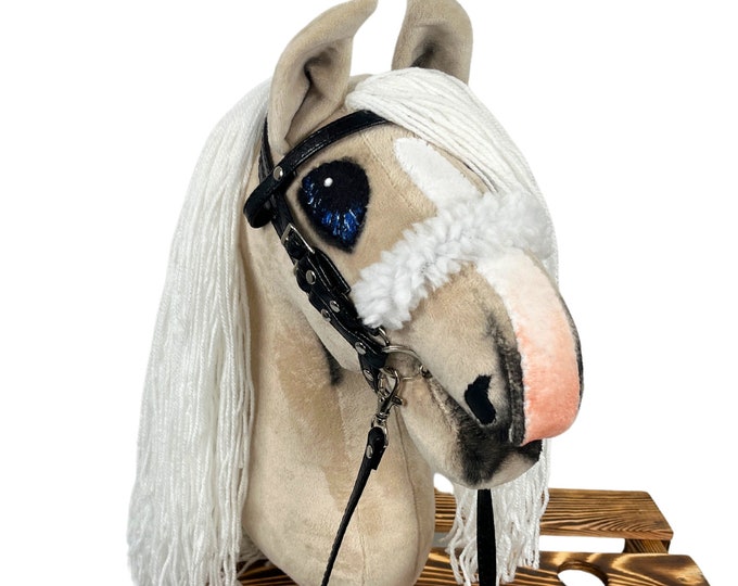 Palomino hobby horse, palomino horse, palomino  hobby horse, horse premium, steckenpferd, horse on a stick, hobbyhorse, palomino, real horse