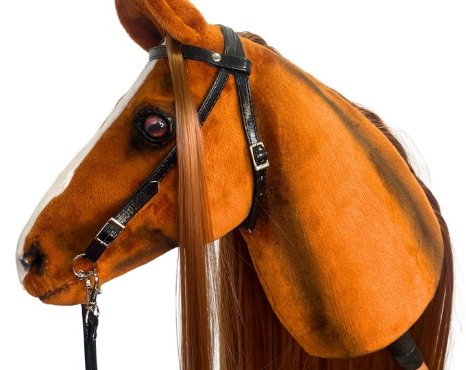 Realistic Chestnut Hobby Horse, Handmade Stick Horse Toy, Premium Quality for Kids Hobbyhorse, Realistic Handmade Stick Horse, Ginger horse