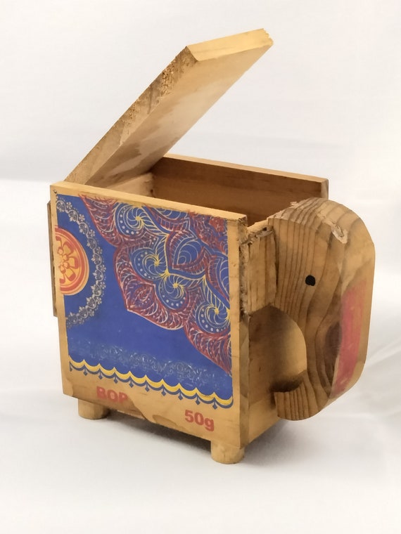 Handmade Painted Elephant Stash Box from Ceylon B… - image 10