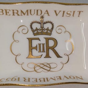 Royal Visit by Queen Elizabeth II to Bermuda, 1953 - Gold Trimmed Souvenir Trinket Dish by Crown Staffordshire Bone China