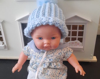 Handmade newborn baby crochet pom pom hat